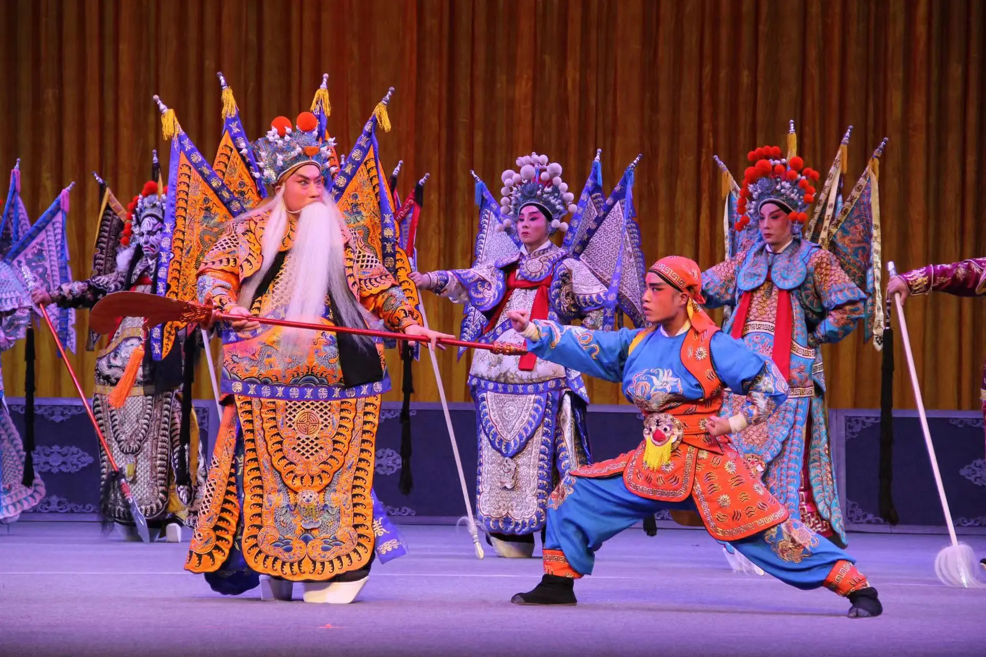 Qinqiang Opera Watching and Experience